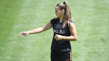 Lieke Martens es duda para la final contra Estados Unidos.