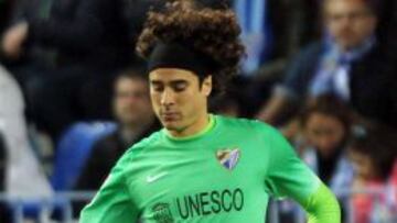 Guillermo Ochoa durante un partido de Copa del Rey la temporada pasada.