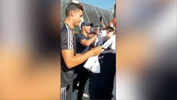 Los tiene como tanto le gusta a él: locura máxima de los 'tifosi' con Cristiano