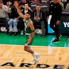 El campeón empieza con récord