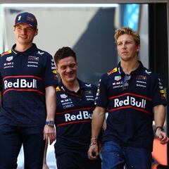 Jos Verstappen muestra su apoyo a Lawson