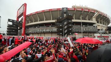 Entradas agotadas para la vuelta de la Recopa en el Monumental