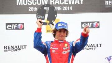 Merhi en lo más alto del podio ruso.