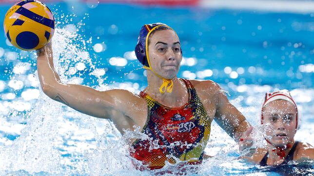 España derriba su histórico muro con una Bea Ortiz descomunal