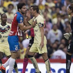 Antonio Briseño ya habló con Giovani Dos Santos