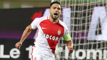 Falcao celebra uno de sus dos goles al Nancy.