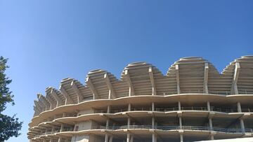 El Grupo FCC ha sido el encargado de llevar a cabo remodelaciones como la del Estadio Metropolitano, el RCDE Stadium, o la reforma del Santiago Bernabéu.