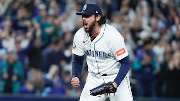 Oct 4, 2025; Seattle, Washington, USA; Seattle Mariners pitcher Andrés Muñoz (75) reacts after striking out Detroit Tigers outfielder Riley Greene (31) to end the tenth inning during game one of the ALDS round for the 2025 MLB playoffs at T-Mobile Park. Mandatory Credit: Joe Nicholson-Imagn Images