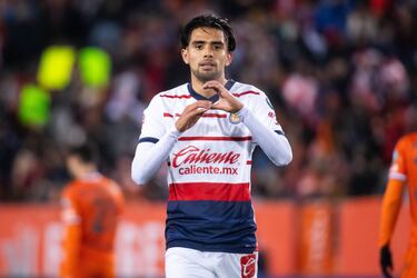 ¿Ricardo Karim? El delantero de las Chivas se identifica con Benzema