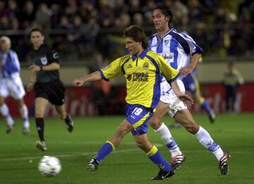 El centrocampista argentino vistió la camiseta del Villarreal en 2001.