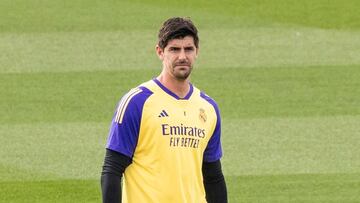 Courtois, operado: le extirpan el menisco