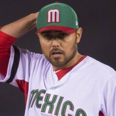 La comunidad de Monclova recibe el apoyo de Joakim Soria