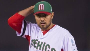 La comunidad de Monclova recibe el apoyo de Joakim Soria