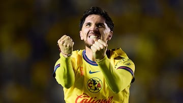 Diego Valdes of America during the Semi-Final second leg match between America and Cruz Azul as part of the Liga BBVA MX, Torneo Clausura 2025 at Ciudad de los Deportes Stadium on May 18, 2025 in Mexico City, Mexico.