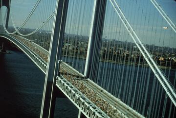 Así se veía el Verrazano-Narrows Bridge durante la Maratón de 1978.
 