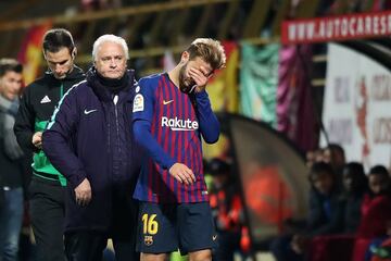 Sergi Samper se retiró lesionado en la primera parte.