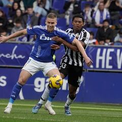 El Castellón renueva a Jozhua Vertrouwd hasta 2027