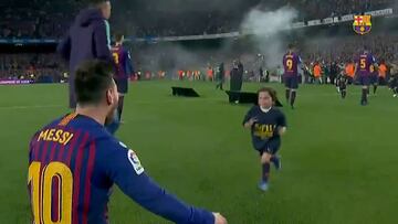 La tierna escena de Messi con sus hijos en plena celebración