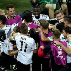 La FIFA multa a dos miembros de la delegación alemana