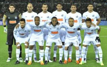 2011. Final mundial de clubes Barcelona-Santos. Danilo en el once.