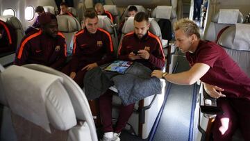 Sólo una veintena de aficionados reciben al Barça en Atenas