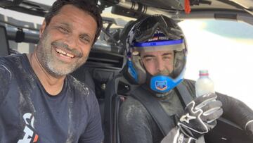 Nasser Al Attiyah junto a Fernando Alonso en un test de Toyota.