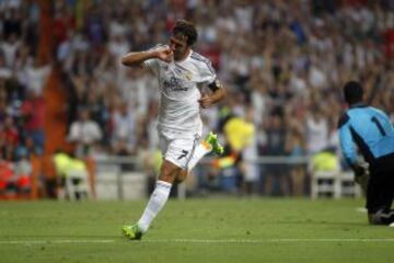 Trofeo Santiago Bernabeu. Homenaje a Raúl. 1-0.