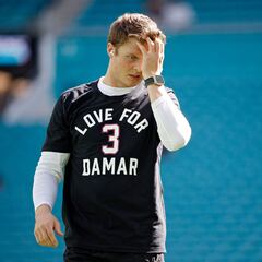 What did Jets QB Zach Wilson say about the possibility of the team signing a veteran to replace him?