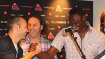 <b>A SUS ÓRDENES. </b>Kameni, ayer, en la Ciudad Deportiva, después del entrenamiento de la mañana.