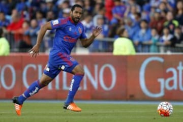 15. Jean Beausejour se mete en la lista con 14.270.000 de euros.