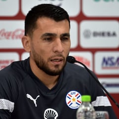 Alonso analiza a Colombia: “Tiene jugadores muy desequilibrantes”