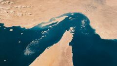 Las imágenes satelitales de los estrechos y canales más importantes del mundo vistos desde el espacio