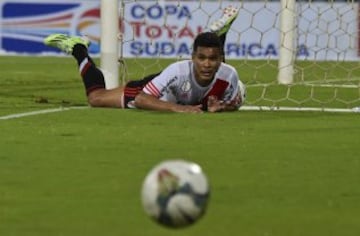 Atlético Nacional y River Plate igualaron 1-1 en la primera final de la Copa Sudamericana. 