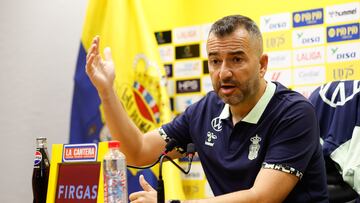 06/12/2024 FUTBOL PRIMERA DIVISION TEMPORADA 24/25 UD LAS PALMAS Rueda de prensa de Diego Martinez