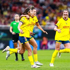 América humilla a Chivas y está cerca de semifinales