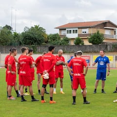 Las camisetas del Racing Ferrol para su vuelta a Segunda, a punto