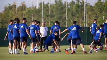 Una imagen del Real Zaragoza en un entrenamiento en el Pinatar Arena.