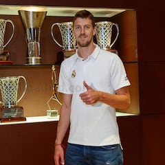 Ognjen Kuzmic, campeón con los Warriors, ya es del Real Madrid
