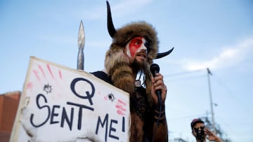 Jacob Chansley, conocido como 'QAnon Shaman', se declaró culpable por obstruir los procedimientos del Colegio Electoral el pasado 6 de enero. Aquí los detalles.