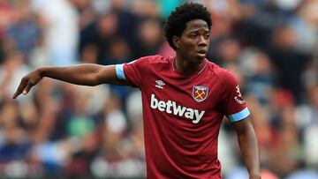 Carlos Sánchez, la solución para el medio del West Ham