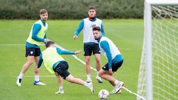 Nolaskoain ante Yeray, Dani García y Unai López en Lezama.
