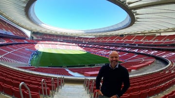 El comentarista mexicano tuvo una experiencia en el nuevo estadio del Atleti en el partido contra el Real Madrid.