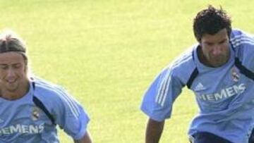 <b>FUTURO INCIERTO.</B> Figo ya ha iniciado la pretemporada con el Madrid, pero su futuro parece lejos de la Liga española.
