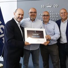 La première fédération 2025-26 fait avancer une division nord-sud