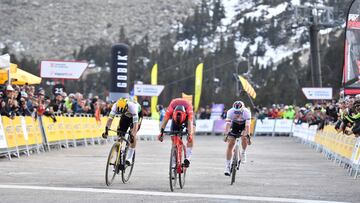 Ciccone se cuela en la lucha entre Evenepoel y Roglic por la Volta