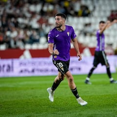 Jacobo vuelve a ser un amuleto para Ania