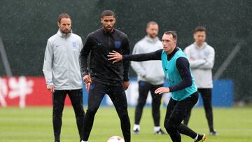 SAINT PETERSBURG, RUSSIA - JULY 04:  Ruben Loftus-Cheek and Phil Jones in action during an England training session on July 4, 2018 in Saint Petersburg, Russia.  (Photo by Alex Morton/Getty Images)