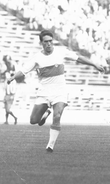 Temporadas en el Real Madrid: 1963-68
Temporadas en el Elche:1968-70