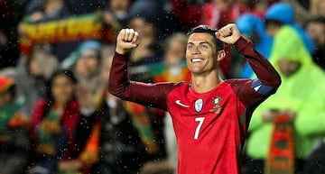 Uno de los mejores jugadores de la actualidad y quien buscará liderar a Portugal en el Mundial es Cristiano Ronaldo. Los lusos hacen parte del Grupo B junto a España, Marruecos e Irán, e intentarán otro título como el de la Eurocopa 2016.