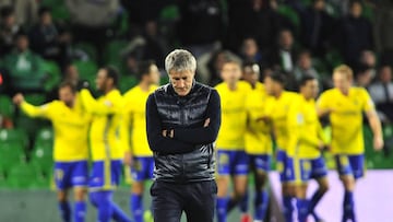 Carnaval del Cádiz y chirigota del Betis en el Villamarín